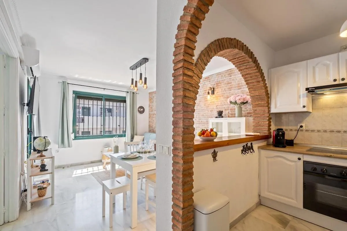 דירות בנאלמדנה Cozy & Family-Friendly - La Paloma Park
